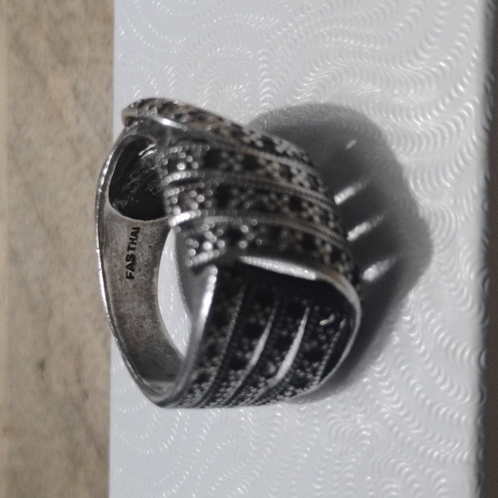 Sterling Silver Marcasite Ring Size 9 - Picture 5 of 12